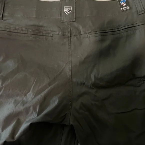 Kuhl Charcoal Outdoor Shorts - Picture 2 of 4
